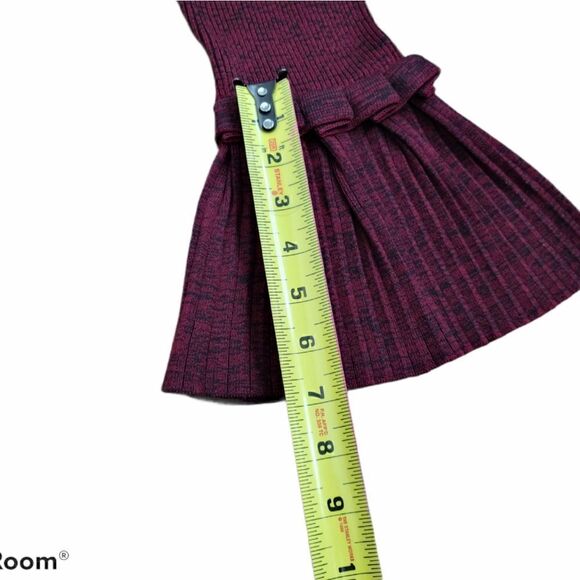 Nina Leonard Scoopneck Pleated Sleeve Shift Dress - Picture 12 of 15